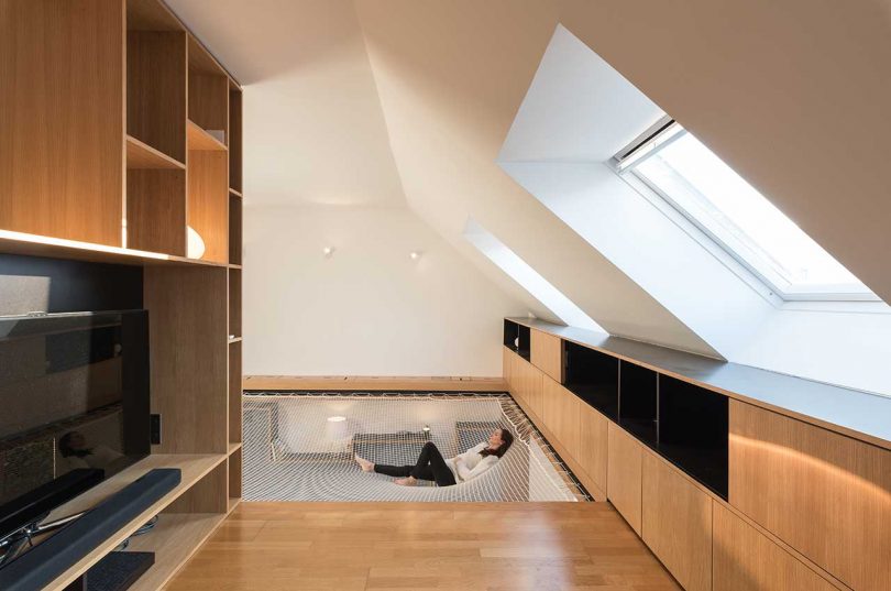 A Renovated Home In Courdimanche With A Mezzanine Made Of Net