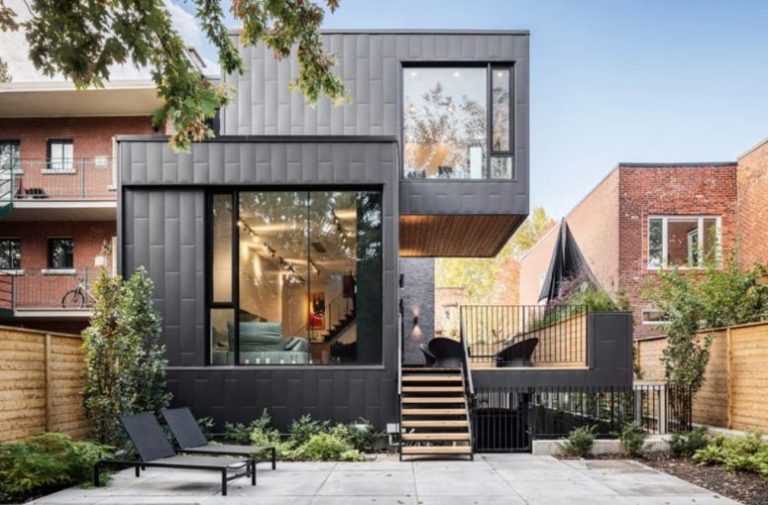 This contemporary townhouse was added to 1880s restoration, and this building is unique