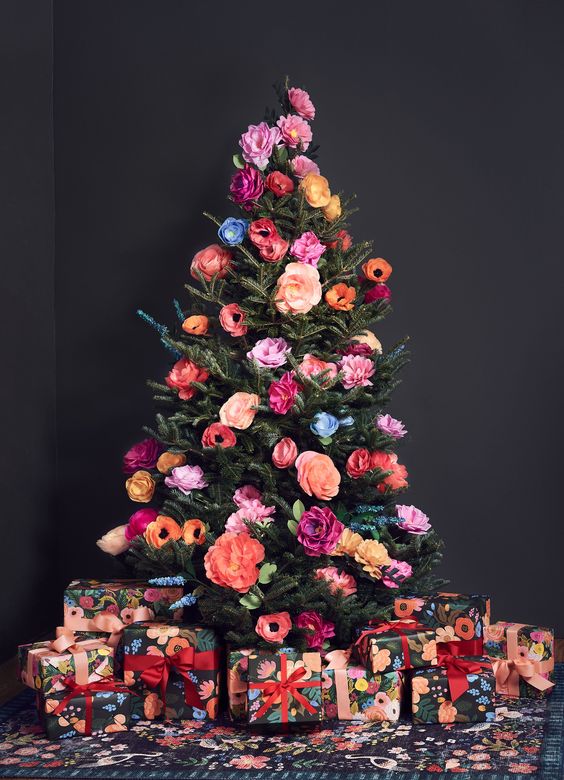 whimsical floral christmas tree decor ideas cover