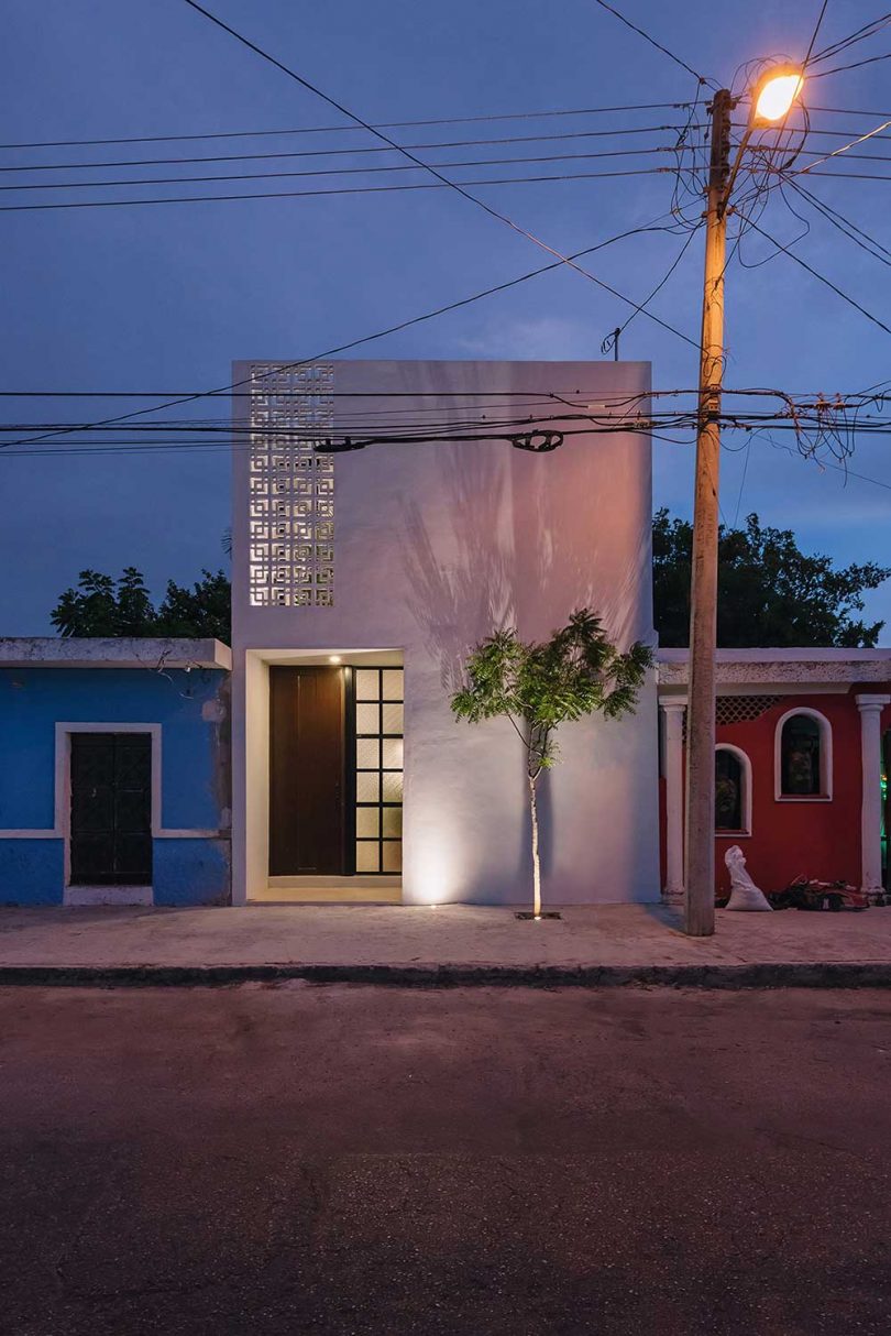 Casa Hannah In The Yucatan Plays With Double Heights To Feel Larger