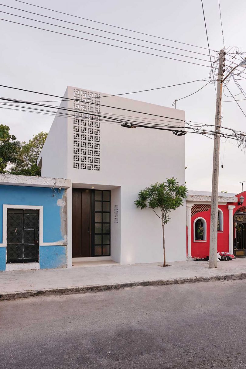 Casa Hannah In The Yucatan Plays With Double Heights To Feel Larger
